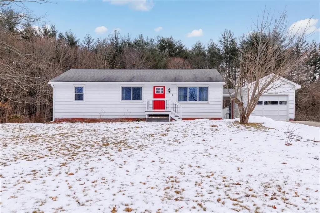 8 Cider Mill Rd, North Brookfield, MA 01535 - Image #1