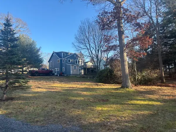 132 Everett Street, Middleboro, MA 02346