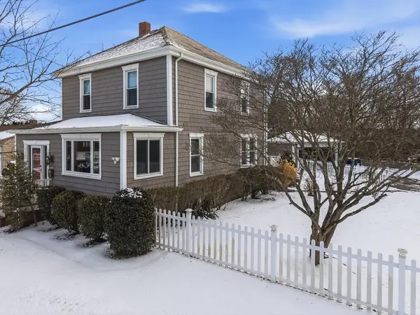 12 Pontiac St, New Bedford, MA 02745