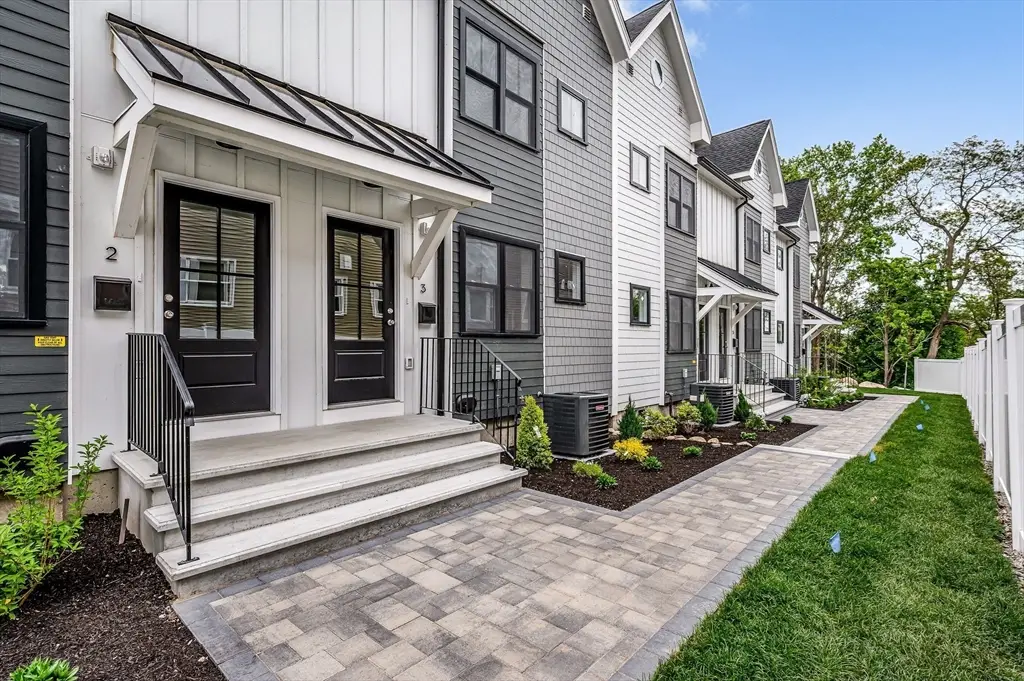 1514 Gorham Street #3, Lowell, MA 01852 - Image #1