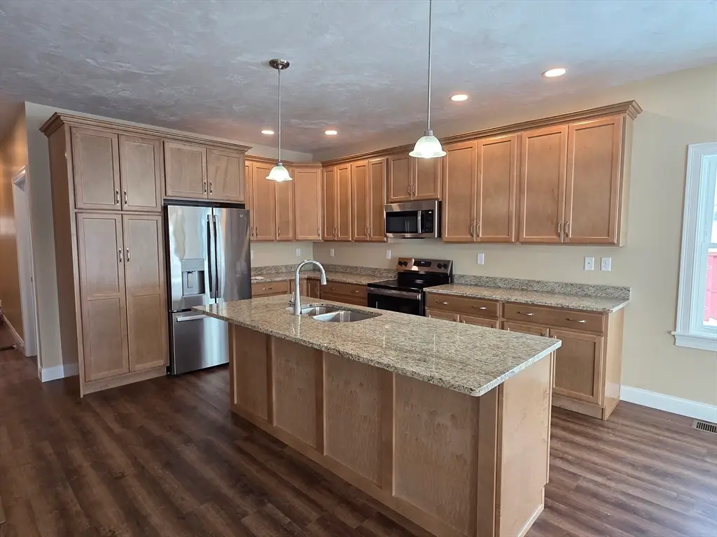 210 Fidelity Drive #84, Rutland, MA 01543 - Image #1