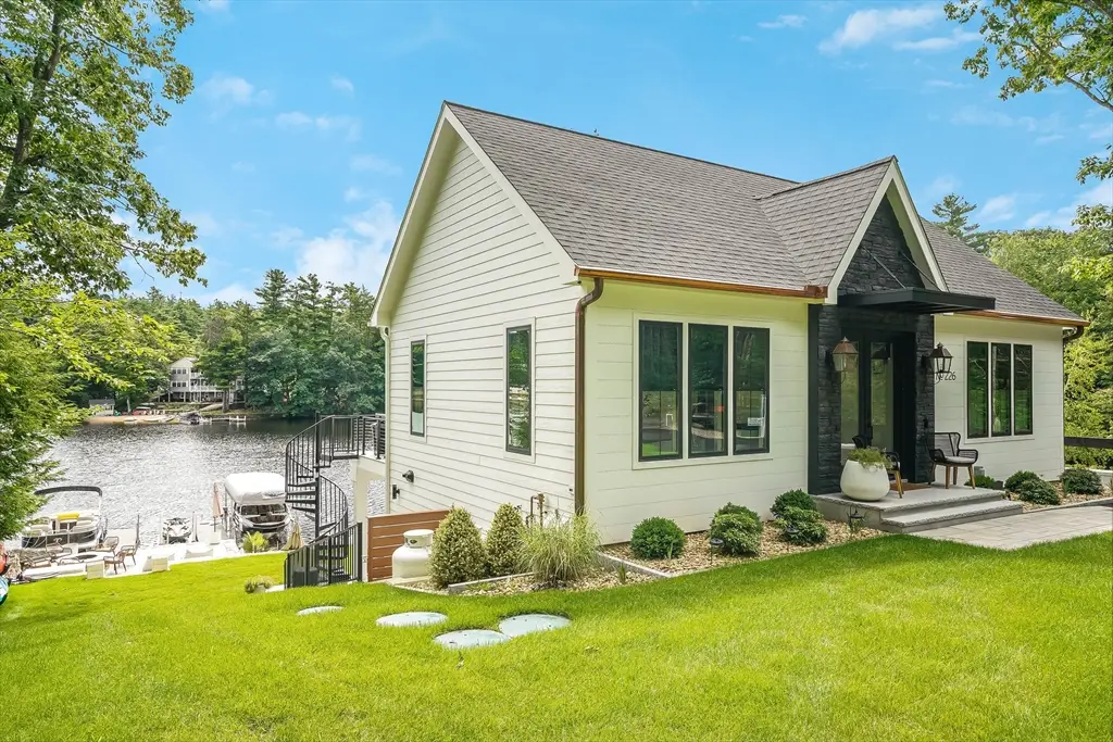 226 Lakeview Drive, Winchendon, MA 01475 - Image #1