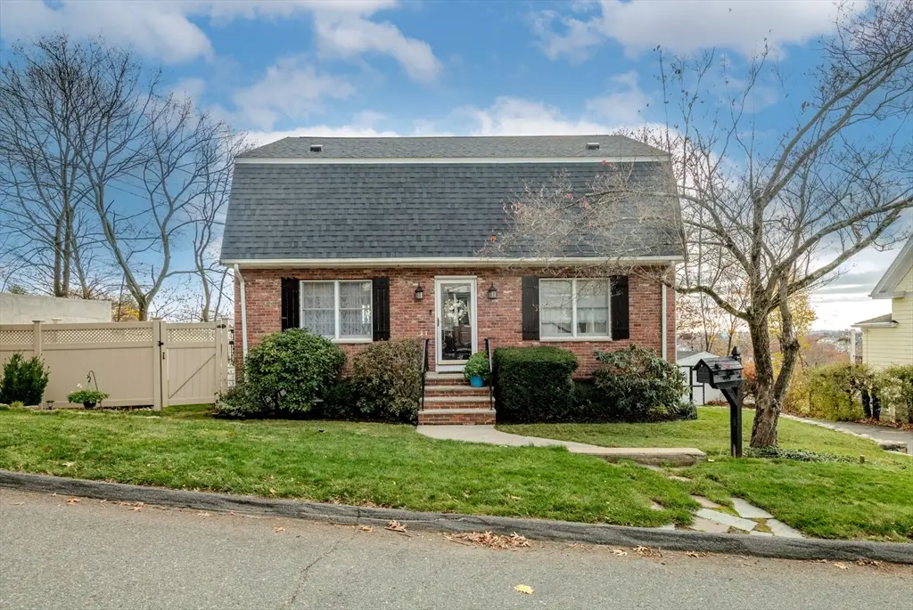 27 Temple St, Melrose, MA 02176 - Image #1