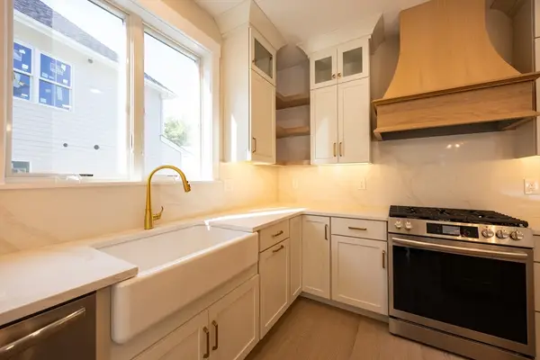 26 Thomas Mann Circle #37, Norfolk, MA 02056