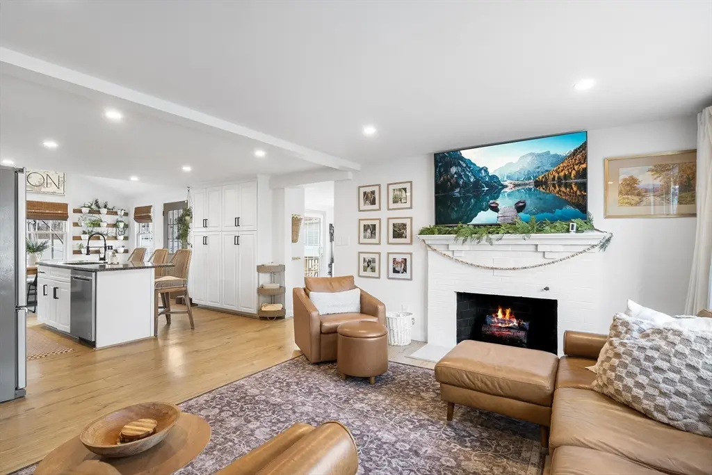 20 Powell St, Boston, MA 02132 - Image #1