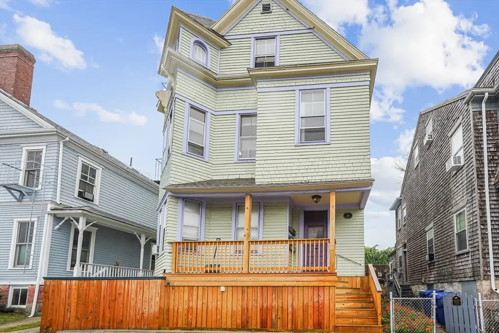 393 Pleasant St, New Bedford, MA 02740 - Image #1