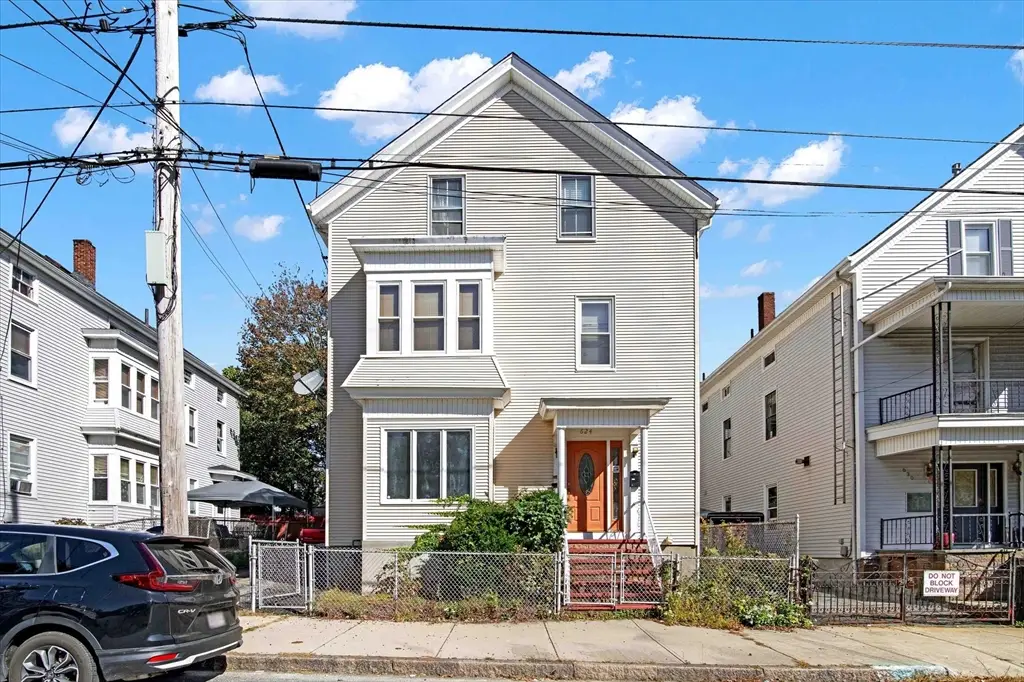 624 Walnut St, Fall River, MA 02720 - Image #1
