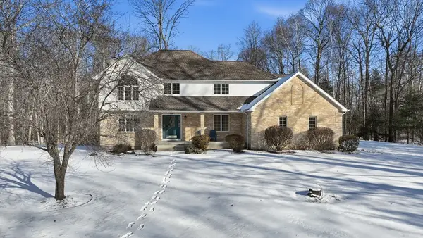 37 Wyndermere Pl, Ludlow, MA 01056