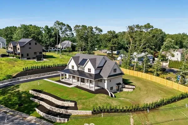 1 Couture Way, Middleton, MA 01949