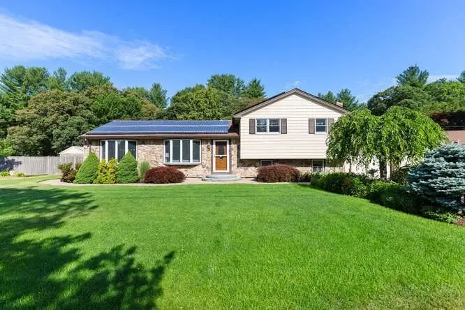 22 Carleton Rd, Tewksbury, MA 01876 - Image #1