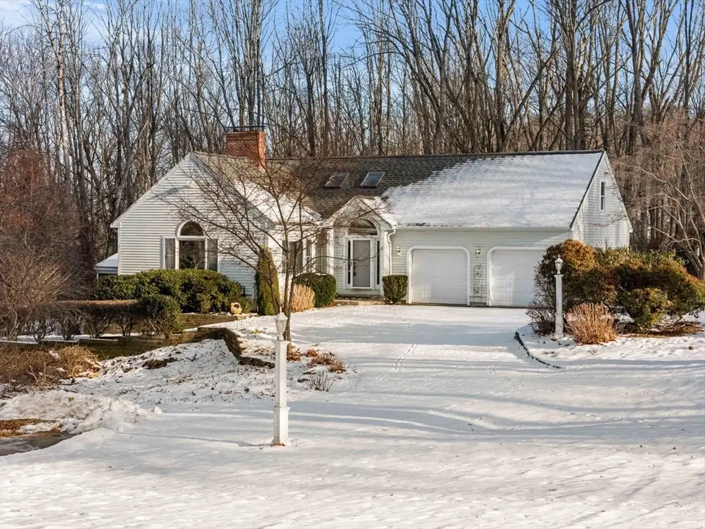 9 Marshall Dr, West Newbury, MA 01985 - Image #1