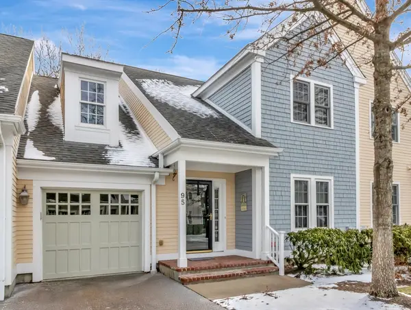 95 Godfrey Dr #95, Norton, MA 02766