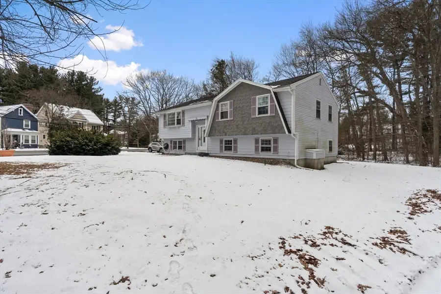 31 Burlington Ave, Wilmington, MA 01887 - Image #2