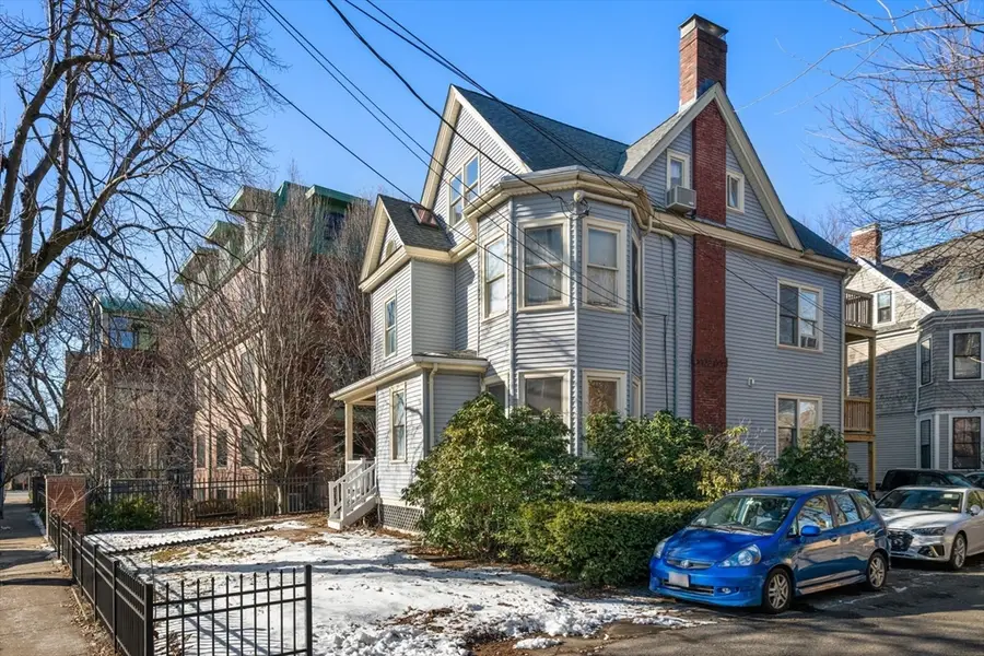7 Russell Street #1, Cambridge, MA 02140 - Image #2