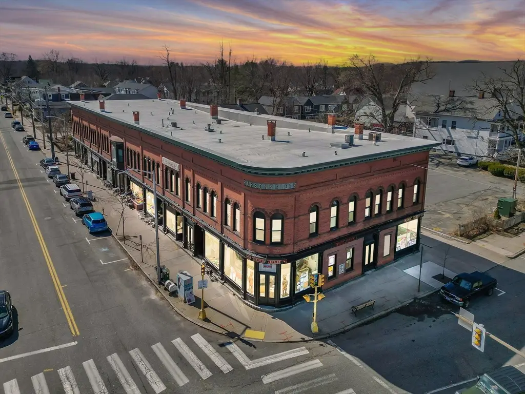 76 Maple St, Northampton, MA 01062 - Image #1