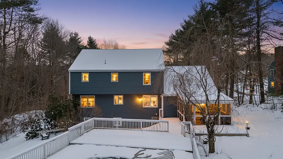 18 Lorri Rd, Derry, NH 03038 - Image #3