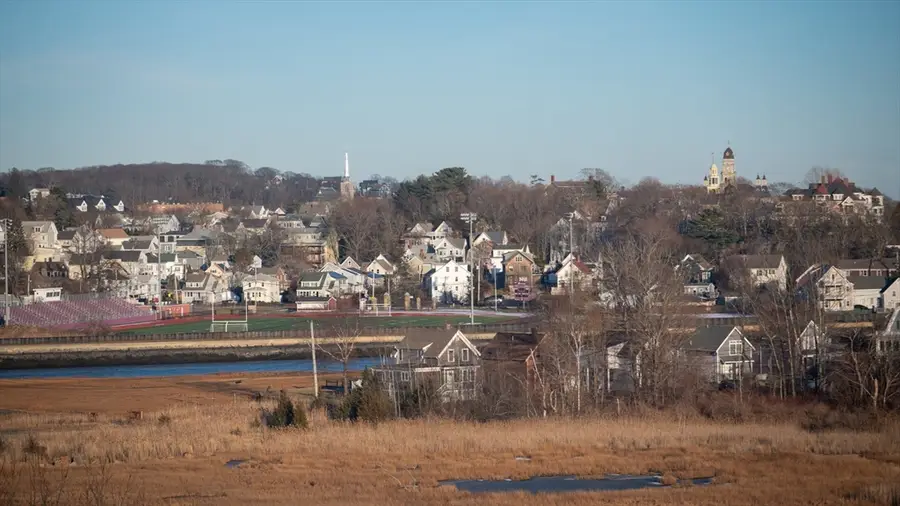 5 Marshfield St, Gloucester, MA 01930 - Image #2