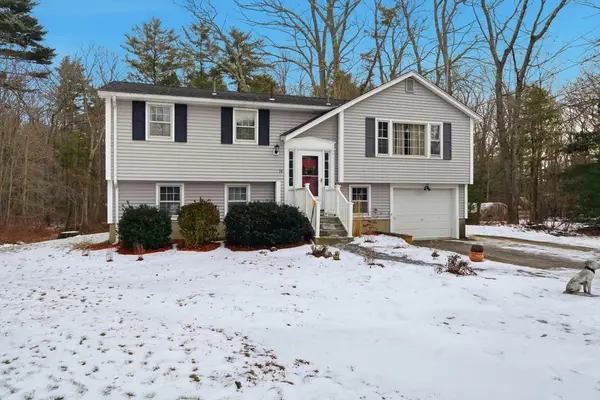 14 Seabrook Rd, Salisbury, MA 01952