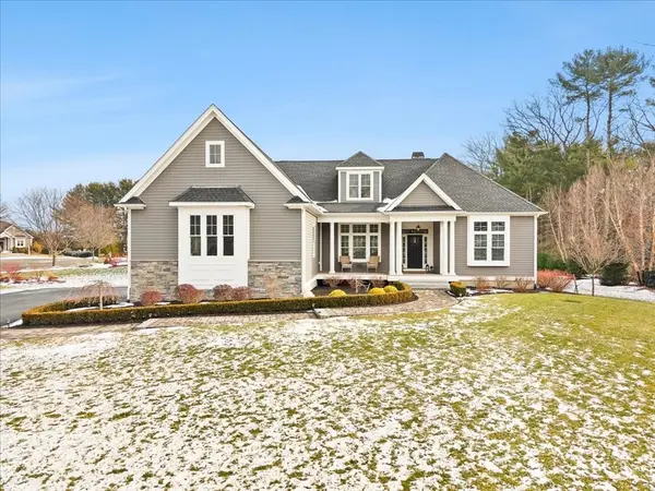 34 Palmer River Rd, Swansea, MA 02777