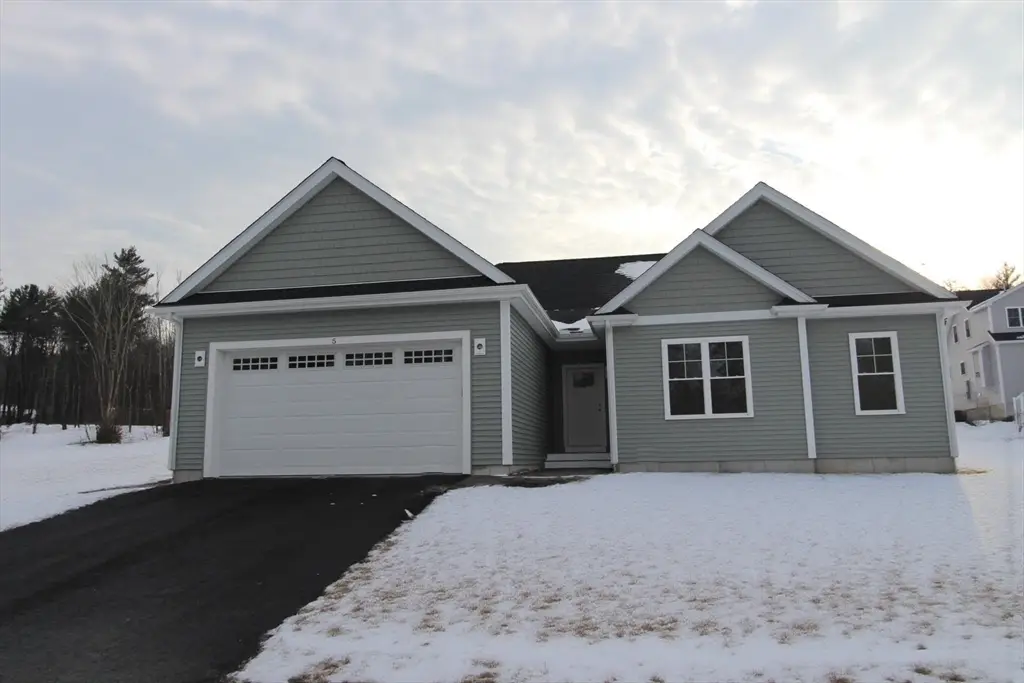 8 Weber Farm Road #8, Wrentham, MA 02093 - Image #1