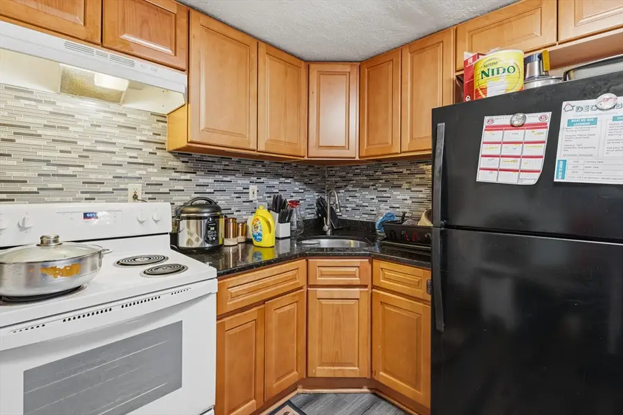 29 Auna Dr #3, Brockton, MA 02301 - Image #2