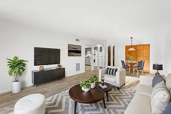 8 Shadowbrook Ln #39, Milford, MA 01757