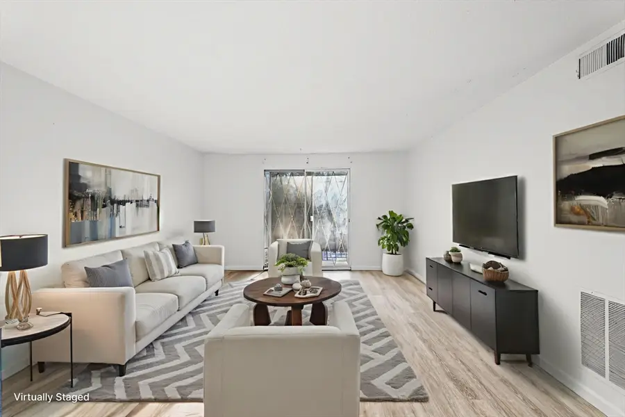 8 Shadowbrook Ln #39, Milford, MA 01757 - Image #3