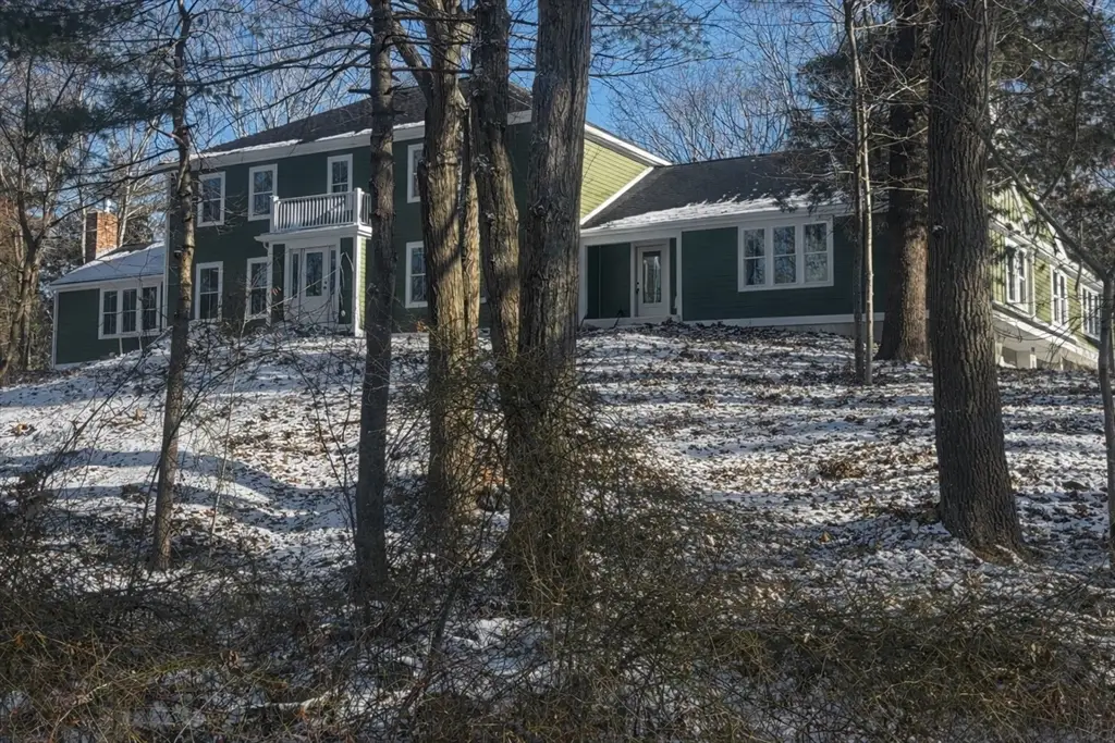 10 Popes Lane, Hingham, MA 02043 - Image #1