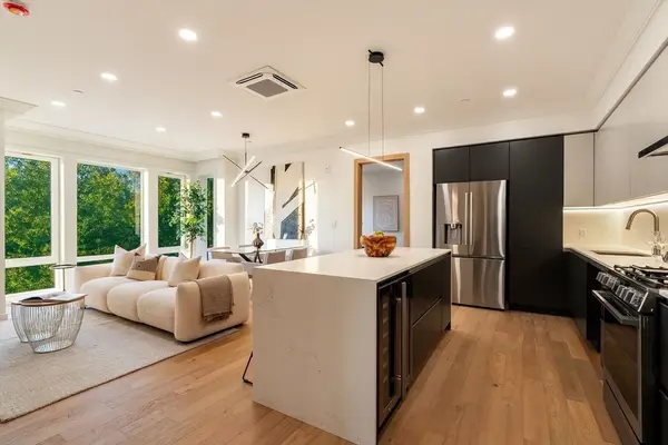 388 Washington Street #203, Quincy, MA 02169