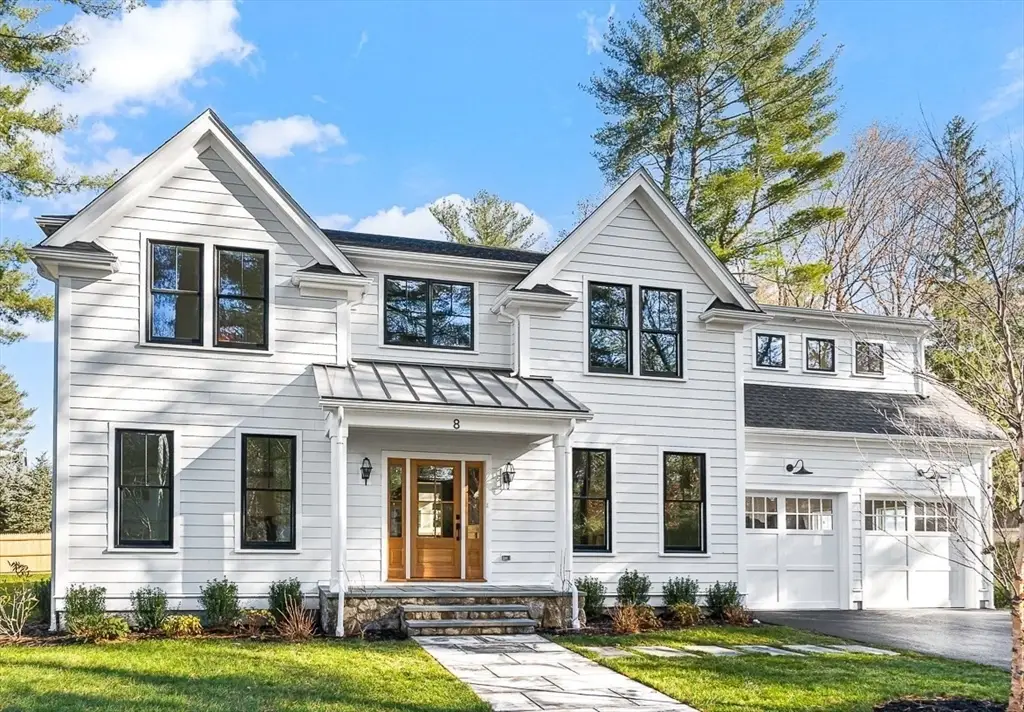 8 Oakdale Ave, Wellesley, MA 02482 - #1