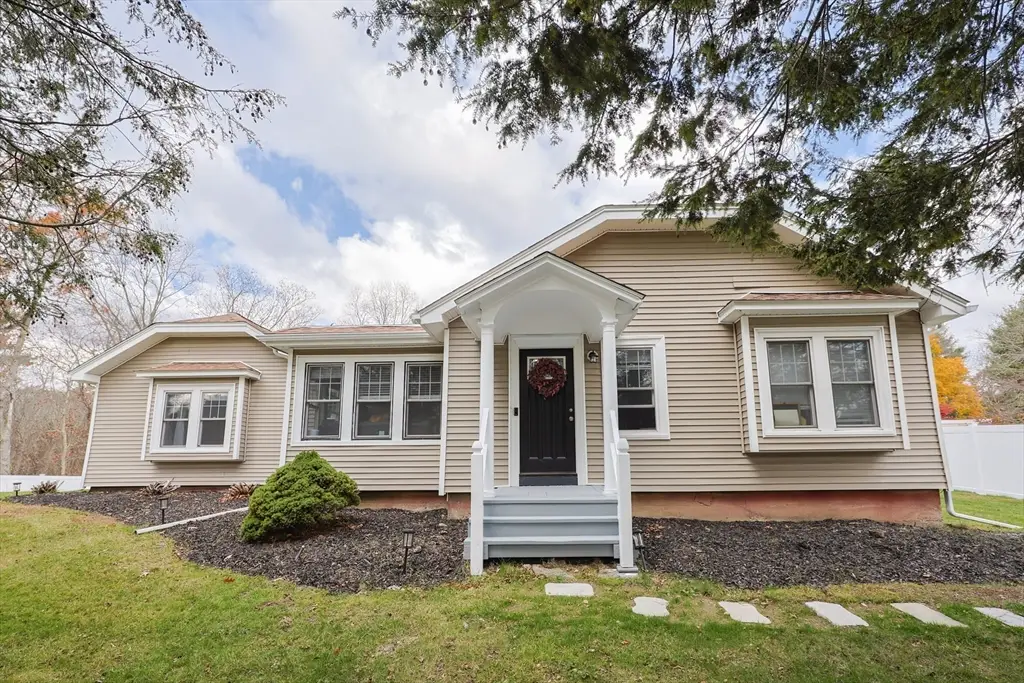 557 Dedham St., Wrentham, MA 02093 - Image #1