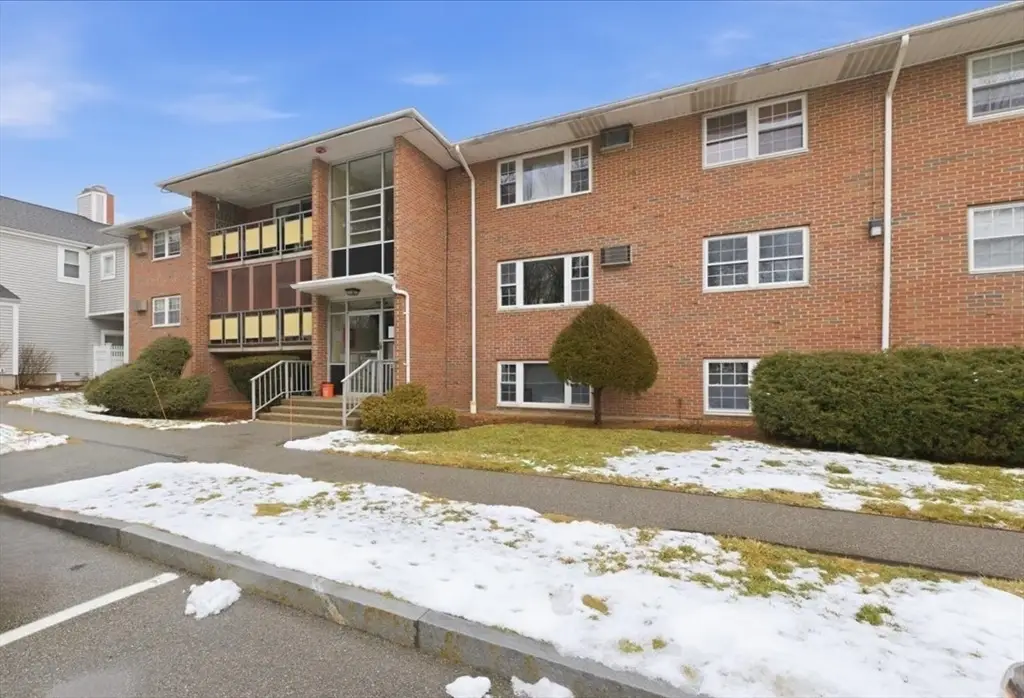 206 Rock Street #M1, Norwood, MA 02062 - Image #1