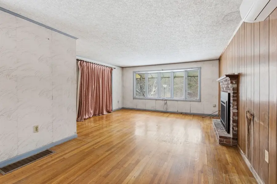 71 Liberty St, Acton, MA 01720 - Image #2