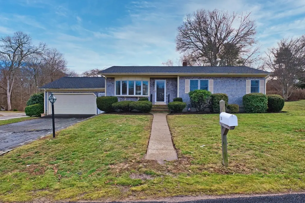 10 Richard Alan Rd, Dartmouth, MA 02747 - Image #1