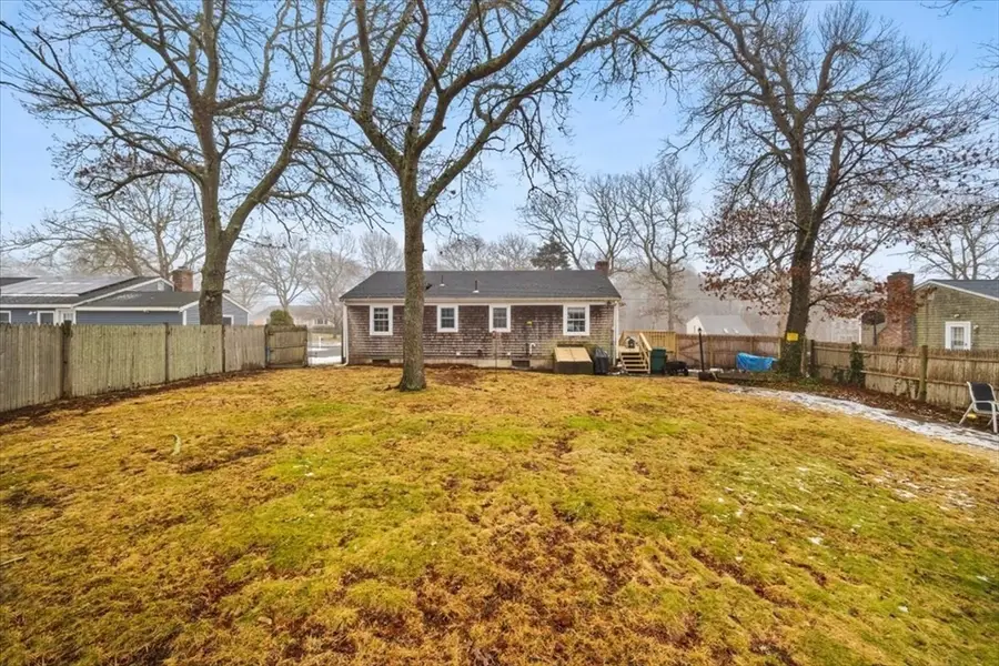 281 Megan Rd, Hyannis, MA 02601 - Image #3