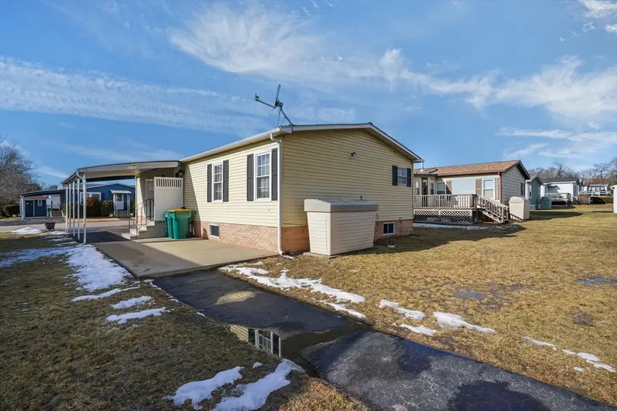 47 Castle Rd, Attleboro, MA 02703 - Image #3