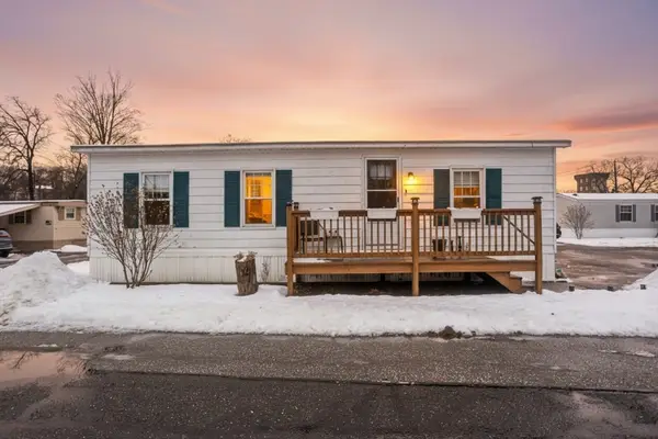 93 Grochmal Avenue #12, Springfield, MA 01151