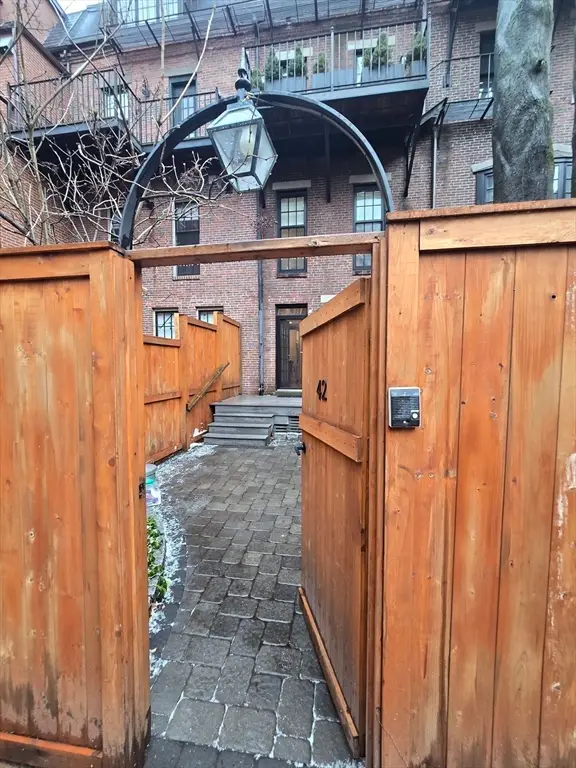 42 Clarendon Street #1, Boston, MA 02116 - Image #2