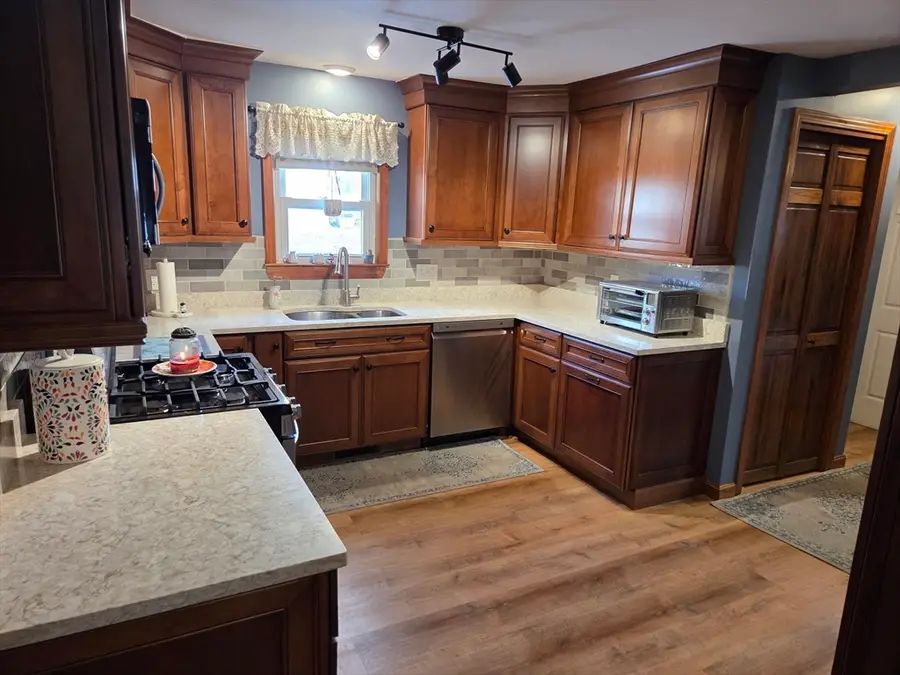 117 Warren Ave, Marlborough, MA 01752 - Image #3