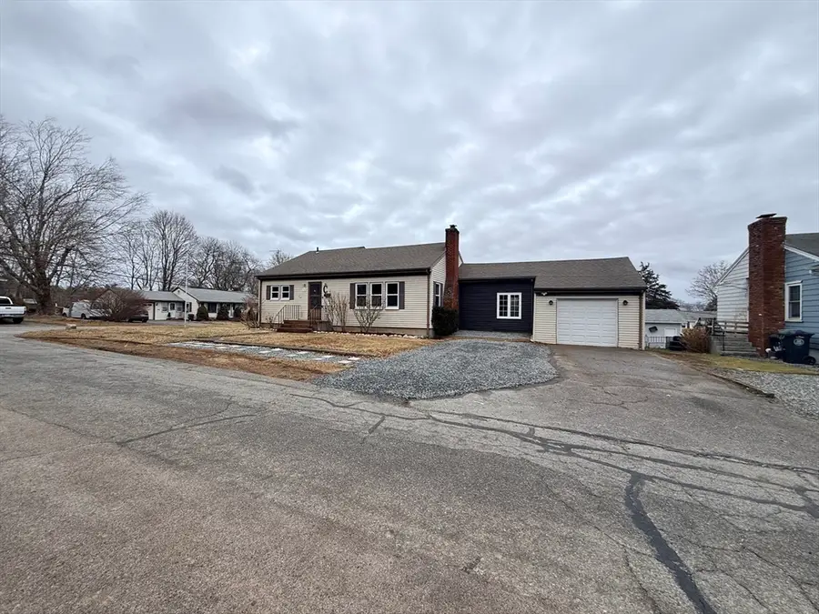 12 Dellawanda Rd, Swansea, MA 02777 - Image #2
