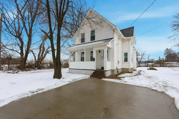 29 Lowell Ave, West Springfield, MA 01089