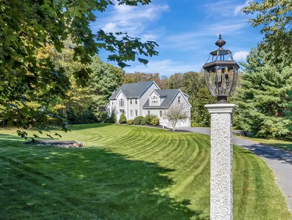 1620 West St, Wrentham, MA 02093