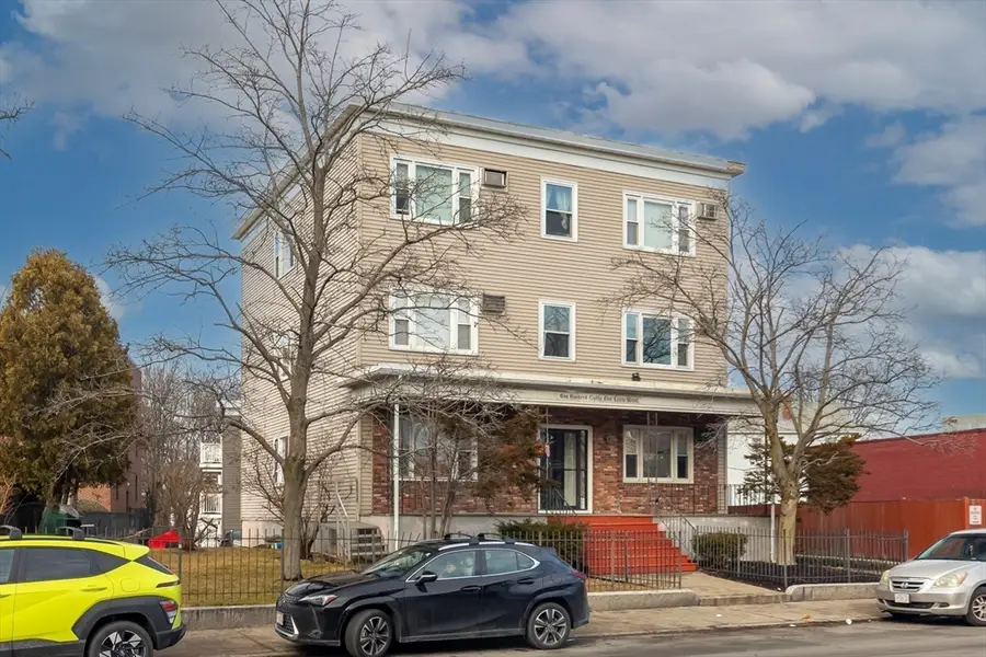 185 Lewis St #4, Lynn, MA 01902 - Image #2