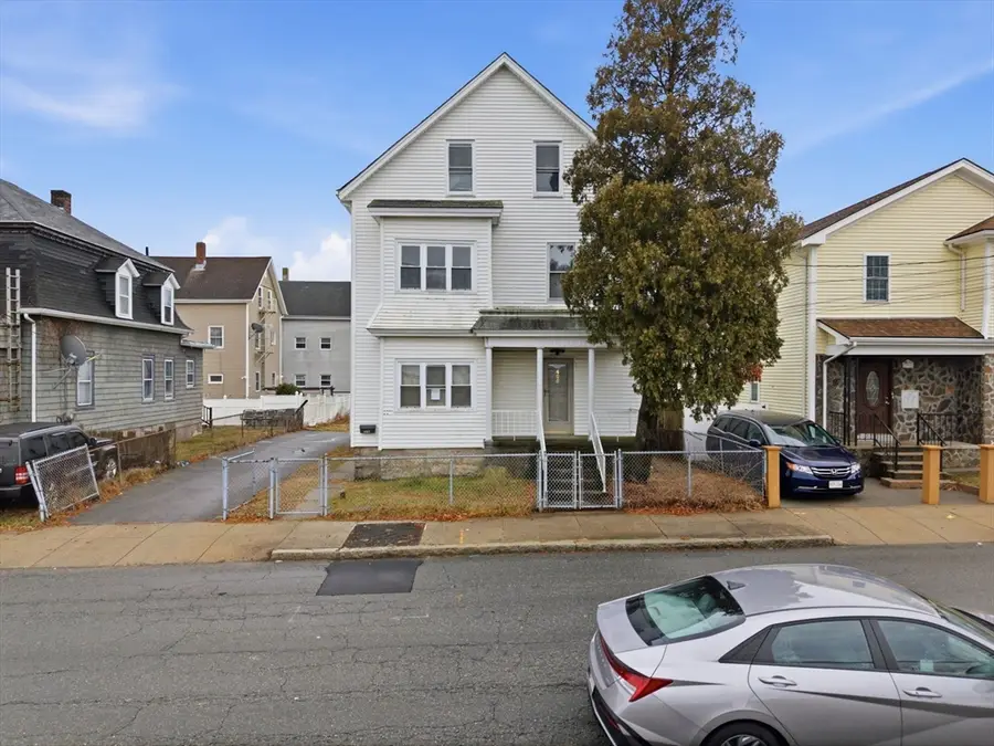 405 Warren St, Fall River, MA 02721 - Image #2