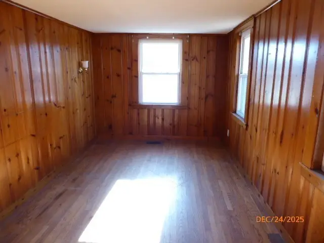 49 South St, Agawam, MA 01001 - Image #3