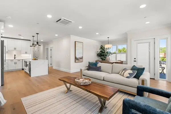 16 Franklin Street #1303, Salem, MA 01970