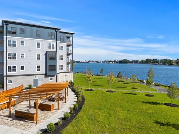 16 Franklin Street #2403, Salem, MA 01970