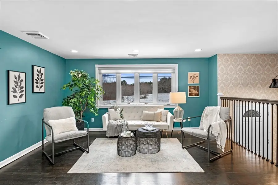 54 Methuen Rd, Dracut, MA 01826 - Image #3