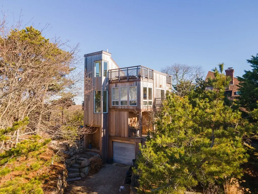 9 Thistlemore, Provincetown, MA 02657 - #1