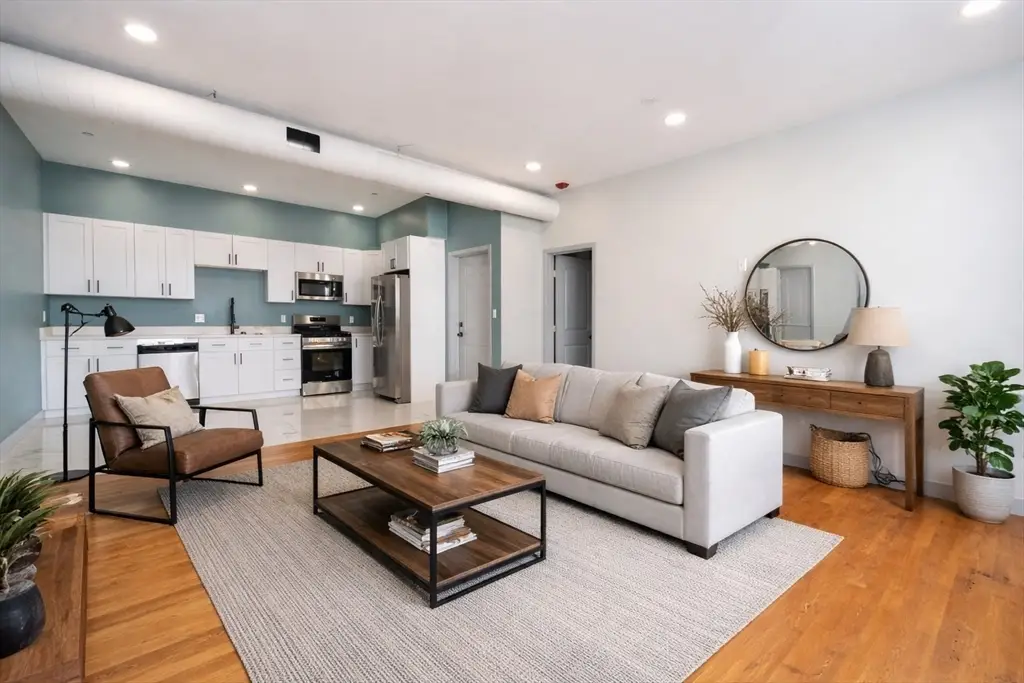 115-117 Mechanic #3, Clinton, MA 01510 - Image #1